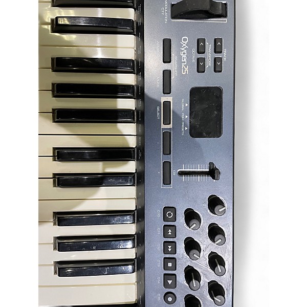 Used M-Audio Oxygen 25 Key MIDI Controller