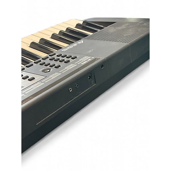 Used Alesis Harmony61 Portable Keyboard
