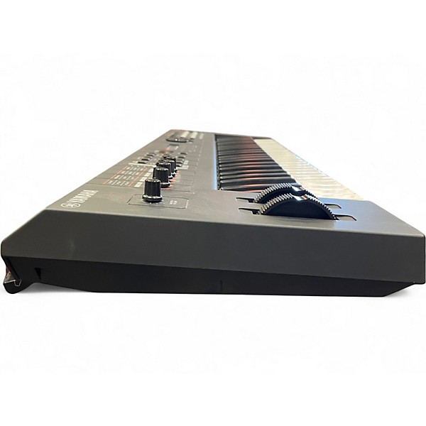 Used Yamaha MX49 49 Key Keyboard Workstation | Guitar Center
