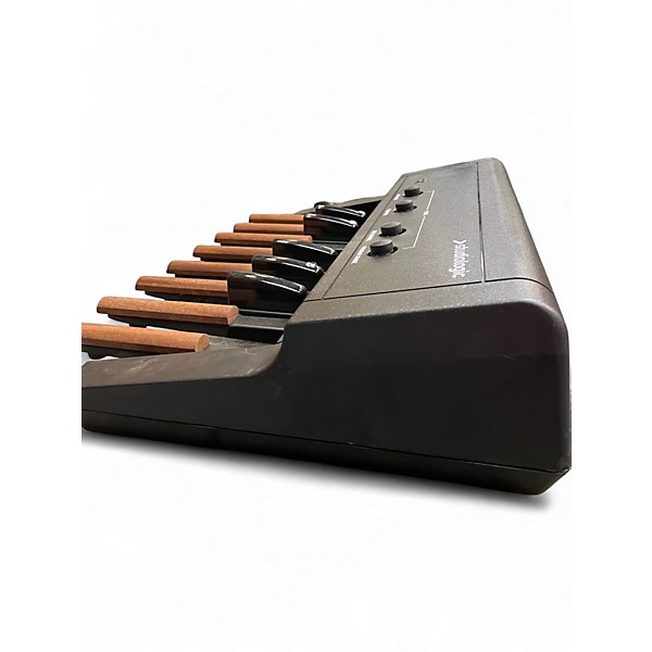 Used Studiologic MP113 MIDI Foot Controller