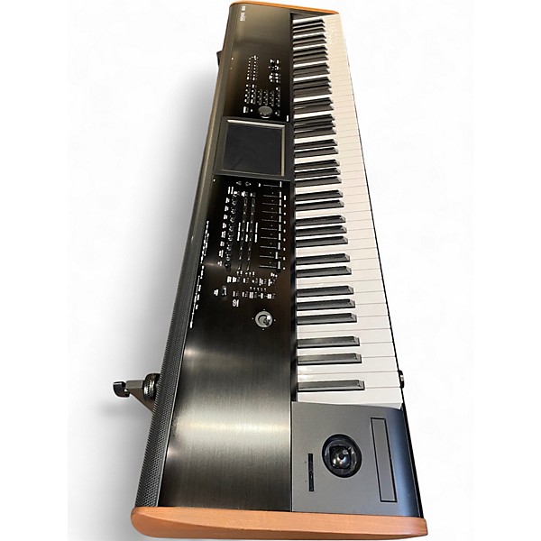 Used KORG Kronos 2-88 Keyboard Workstation
