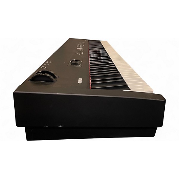 Used Yamaha CP33 88 Key Stage Piano | Guitar Center