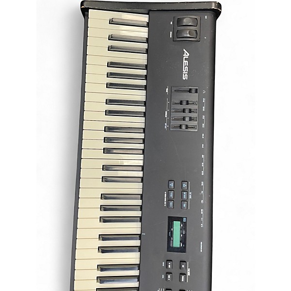 Used Alesis qs8 Digital Piano