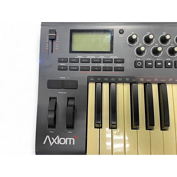 Used M-Audio Axiom 25 Key MIDI Controller