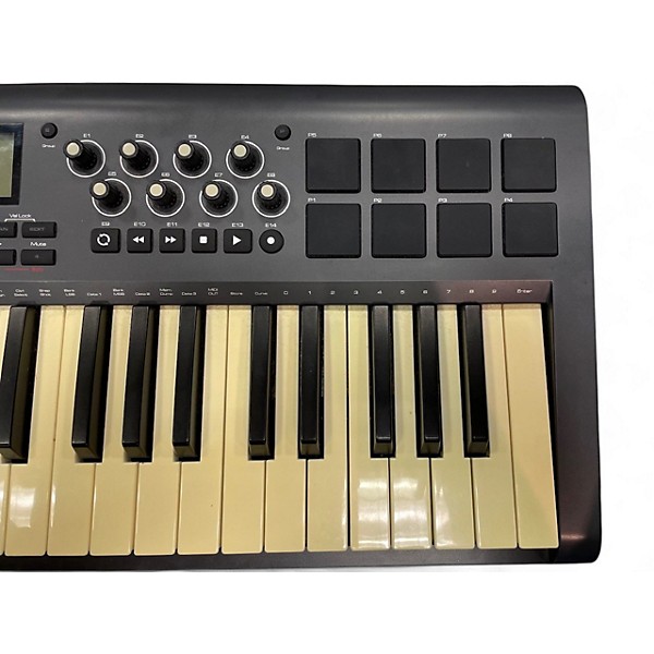 Used M-Audio Axiom 25 Key MIDI Controller