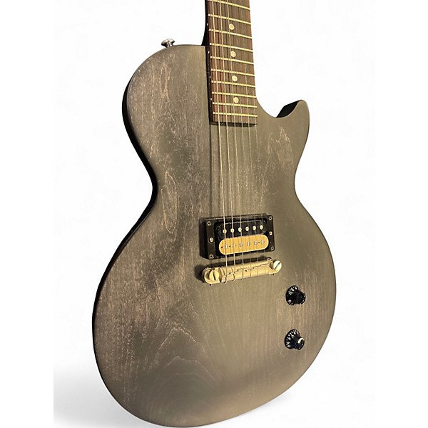 Used Gibson Les Paul CM Black Solid Body Electric Guitar