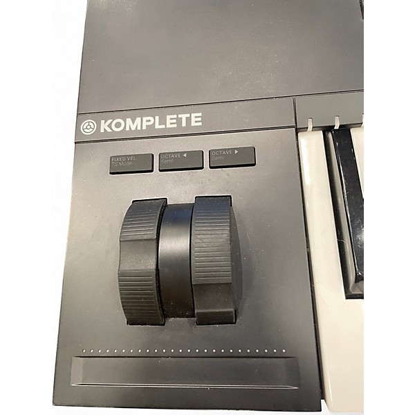 Used Native Instruments Komplete Kontrol S49 MK2 MIDI Controller