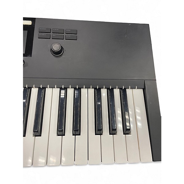 Used Native Instruments Komplete Kontrol S49 MK2 MIDI Controller