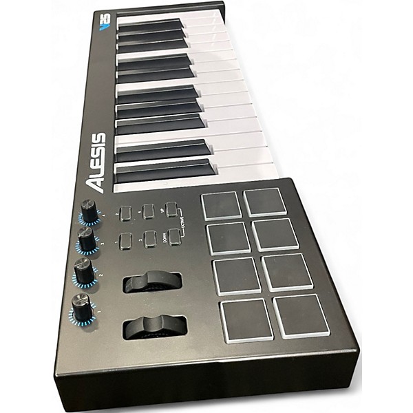 Used Alesis V25 25 Key MIDI Controller