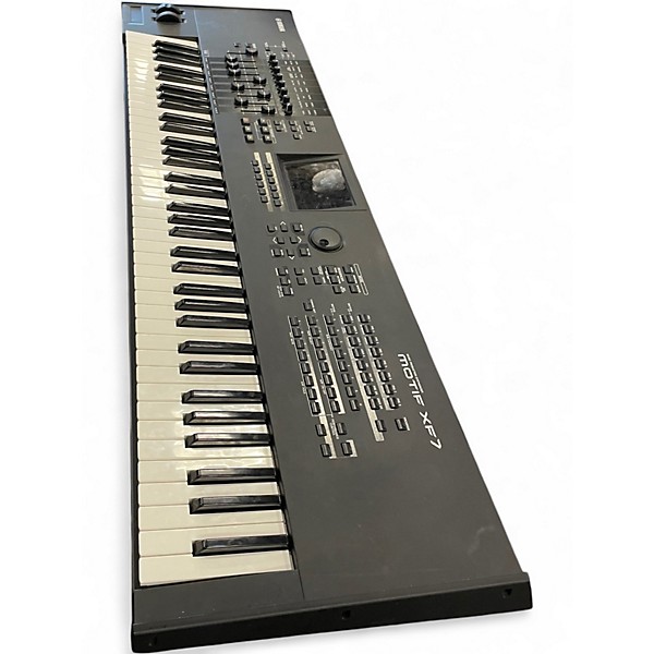 Used Yamaha Motif XF7 76 Key Keyboard Workstation