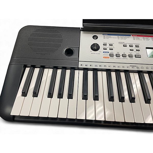 Used Yamaha YPT260 Digital Piano