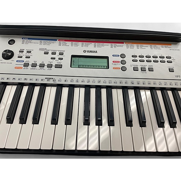 Used Yamaha YPT260 Digital Piano
