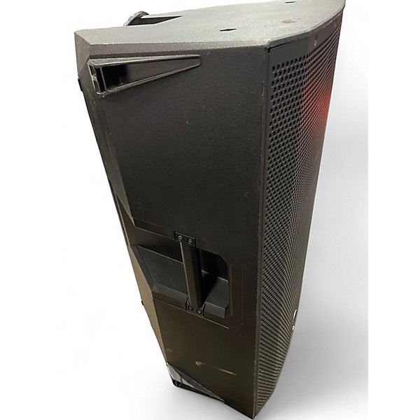 Used Mackie THUMP 15A Powered Speaker