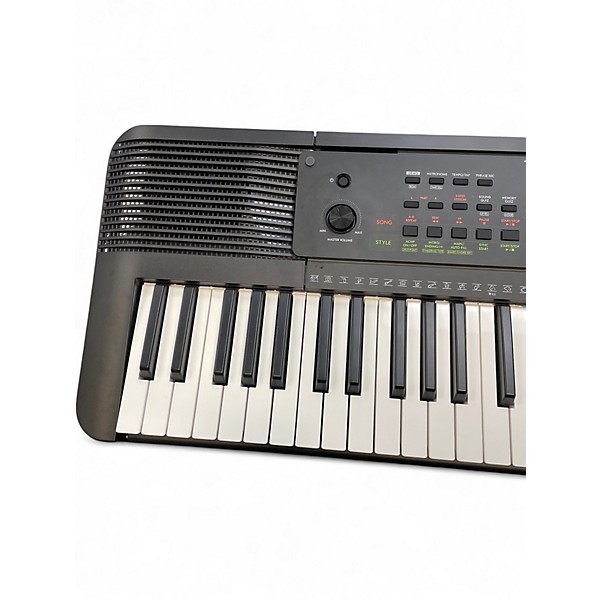 Used Yamaha psr-e283 Digital Piano