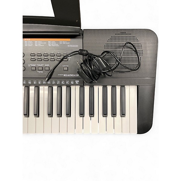 Used Yamaha PSR-E2653