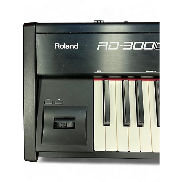 Used Roland RD300GX 88 Key Stage Piano