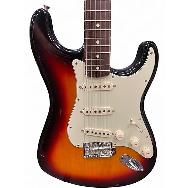 Used 2003 Fender Classic Series 1960S Stratocaster 3 Tone Sunburst Solid Body Electric Guitar