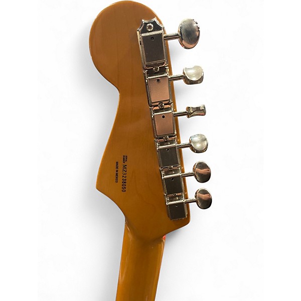 Used 2003 Fender Classic Series 1960S Stratocaster 3 Tone Sunburst Solid Body Electric Guitar