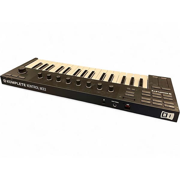 Used Native Instruments KOMPLETE KONTROL M32 MIDI Controller