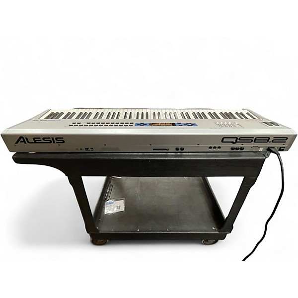 Used Alesis QS8.2 Keyboard Workstation