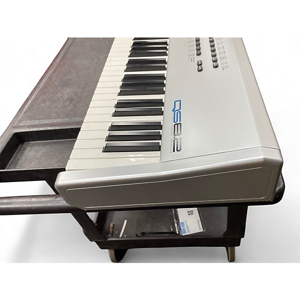 Used Alesis QS8.2 Keyboard Workstation