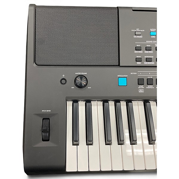 Used Yamaha PSRE473 Portable Keyboard