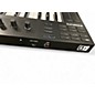 Used Native Instruments KOMPLETE KONTROL M32