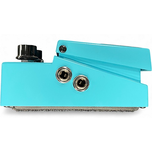 Used BOSS CE2W Waza Craft Chorus Effect Pedal