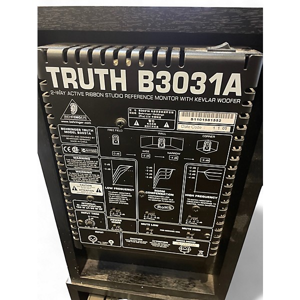 Used Behringer Truth B3031A Pair Powered Monitor