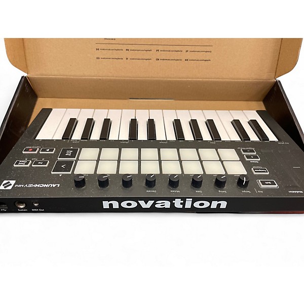 Used Novation Launchkey Mini Mk3 MIDI Controller