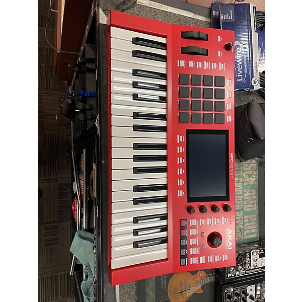 Used Akai Professional MPC KEY 37 Keyboard Workstation