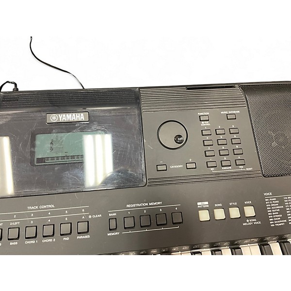 Used Yamaha PSRE453 61 Key Portable Keyboard