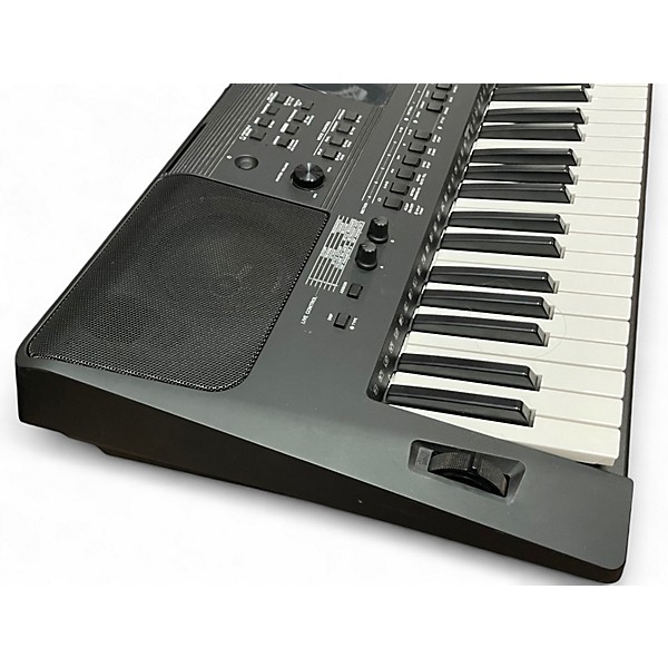 Used Yamaha PSRE453 61 Key Portable Keyboard