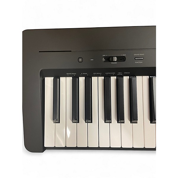 Used Yamaha P-143 Digital Piano