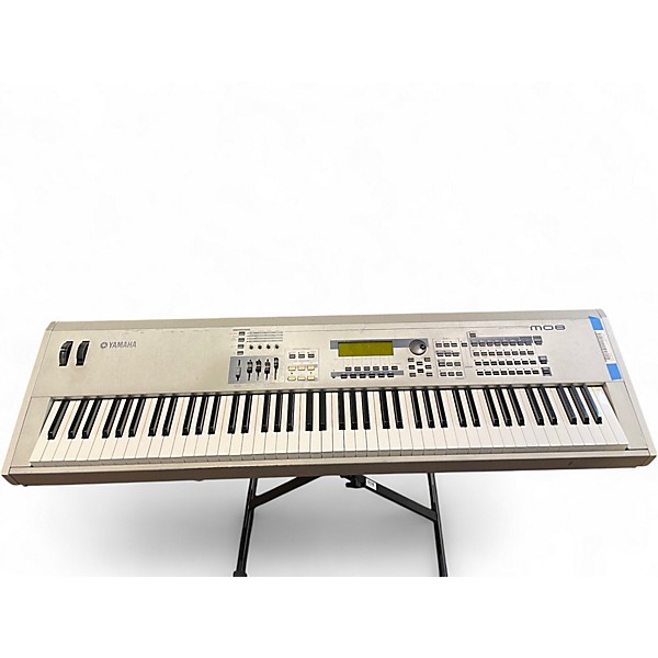 Used Yamaha MO8 88 Key Keyboard Workstation