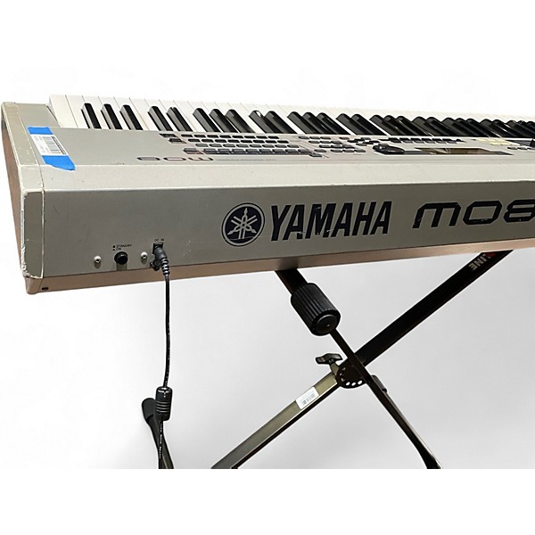 Used Yamaha MO8 88 Key Keyboard Workstation