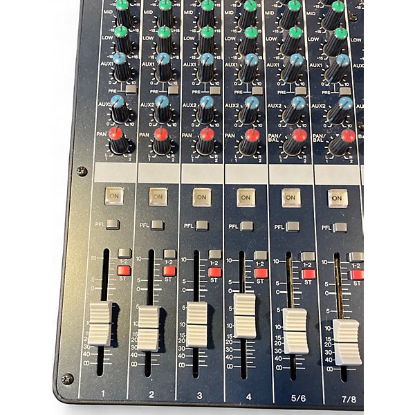 Used Yamaha MG124C DJ Mixer