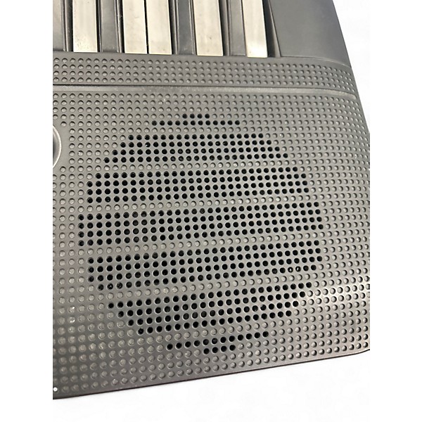 Used Yamaha PSRE253 61 Key Portable Keyboard