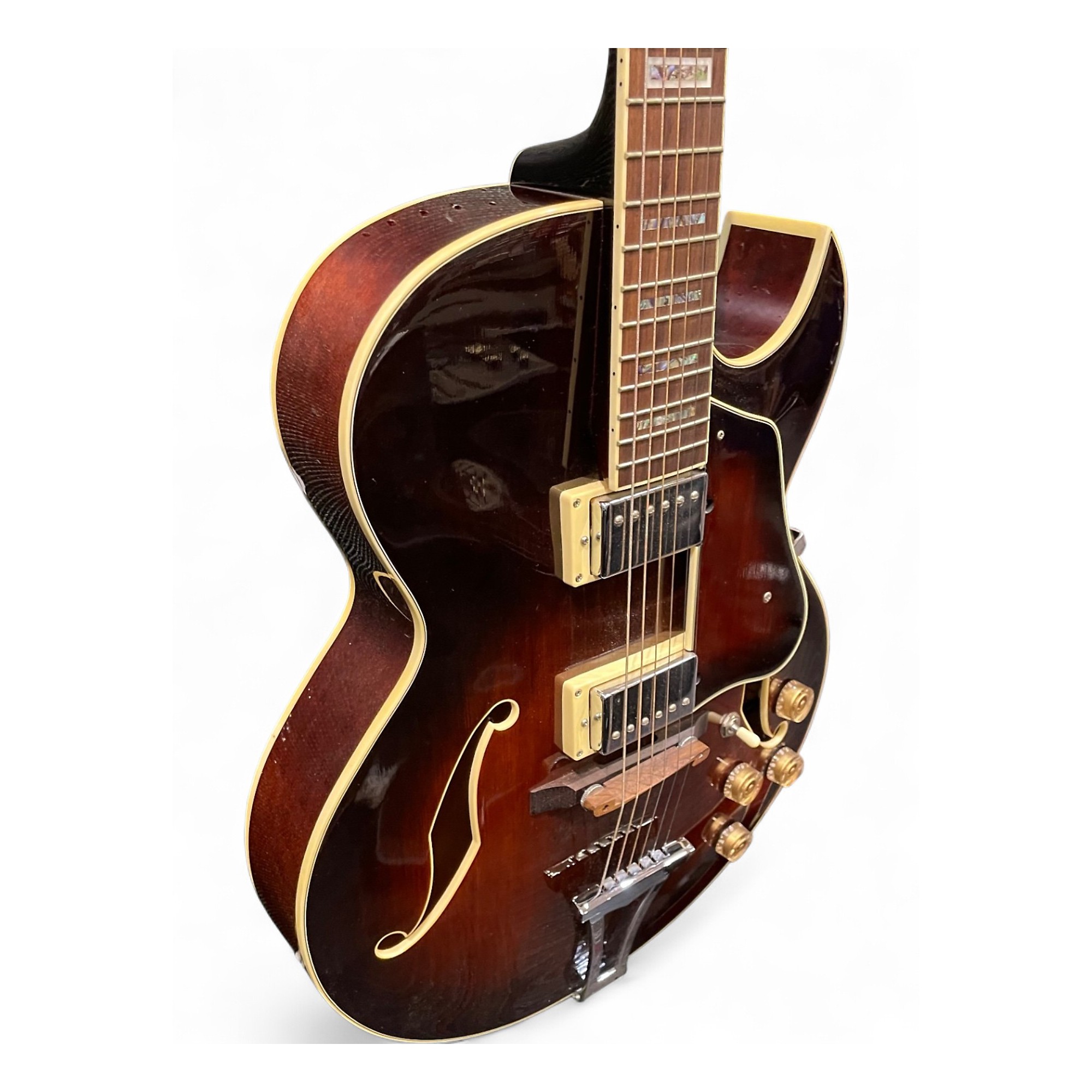 フルアコ Ibanez AK85-DVS-12-01 Ibanez AK85-DVS-12-01 – Chicago Music Exchange