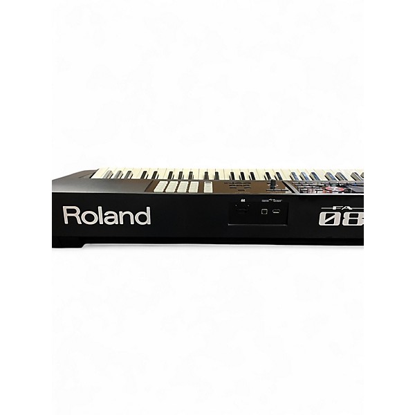 Used Roland FA08 Keyboard Workstation