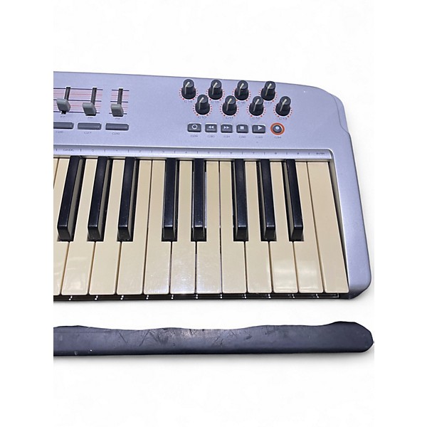 Used M-Audio Oxygen 49 Key MIDI Controller