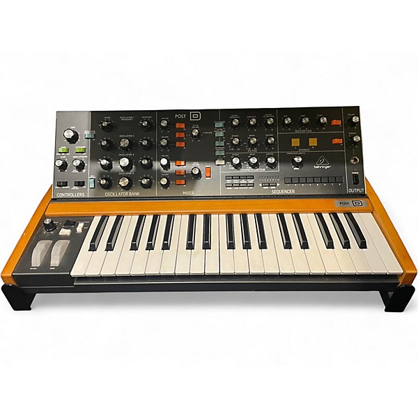 値下げ【中古美品】Behringer Poly D アナログシンセ　付属品あり BehringerのシンセサイザーPOLY Dをご紹介いたします。