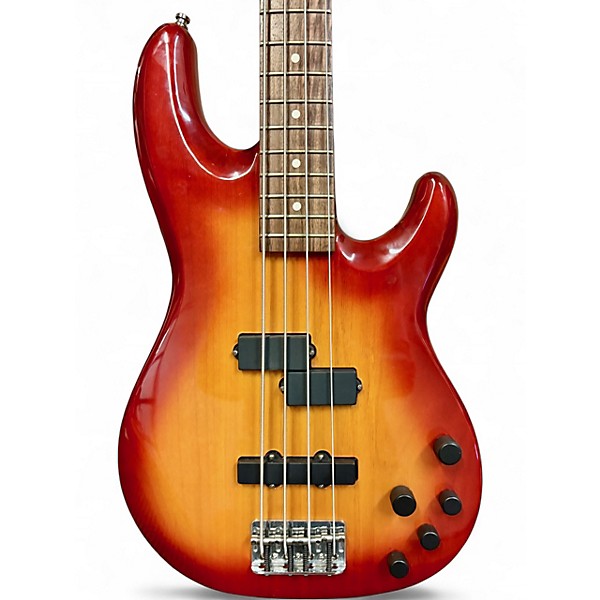 Used 2000s Fender Deluxe Zone Bass  Sienna Sunburst Electric Bass Guitar