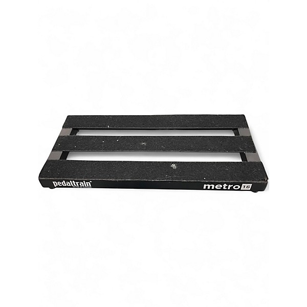 Used Pedaltrain METRO16 Pedal Board