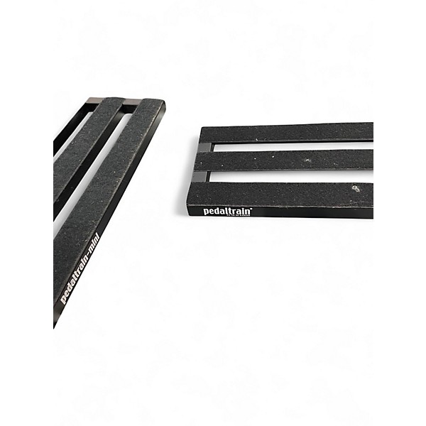 Used Pedaltrain METRO16 Pedal Board
