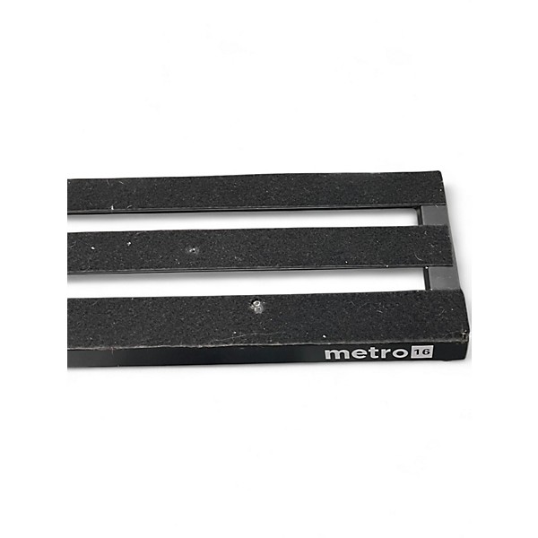 Used Pedaltrain METRO16 Pedal Board