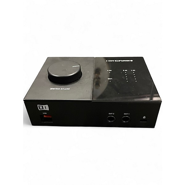 Used Native Instruments AUDIO 2 Audio Interface