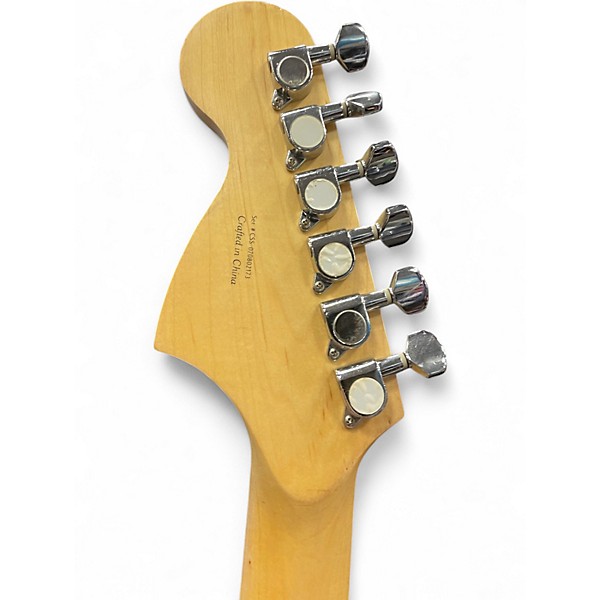 Used Starcaster by Fender Stratocaster 3 Tone Sunburst Solid Body Electric Guitar