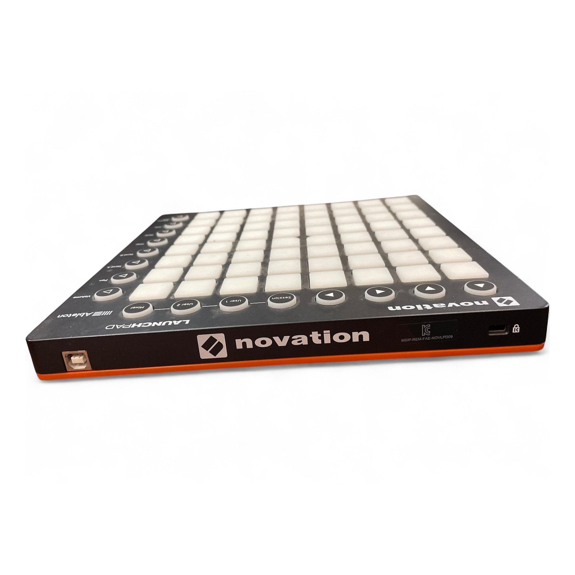 Novation Launchpad Mk2 MIDIコントローラー NOVATION ( ノベーション ) LaunchPad MKII MIDIコントローラー