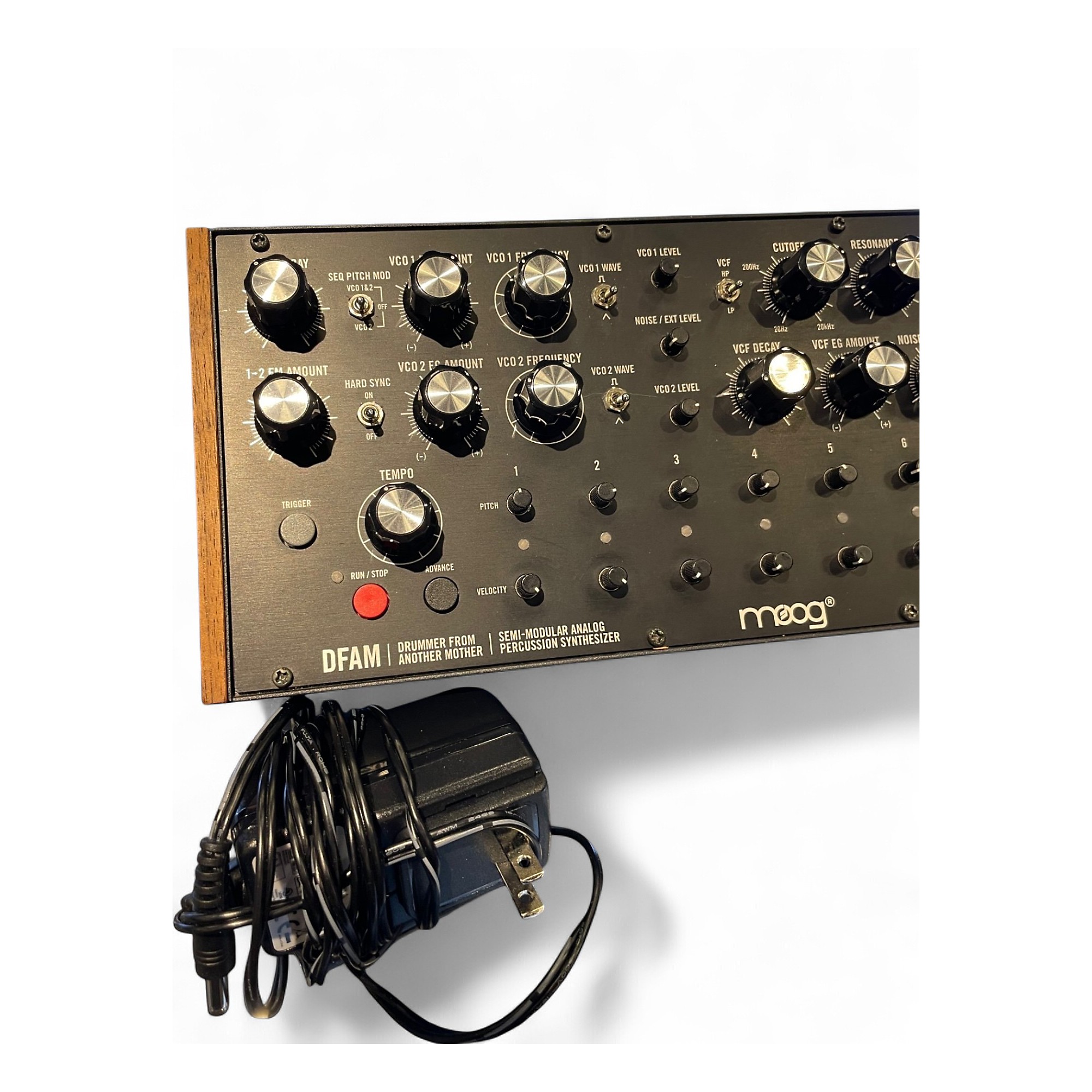 鍵盤楽器 MOOG DFAM Drummer From Another Mother Moog Drummer From Another Mother (DFAM) Percussion